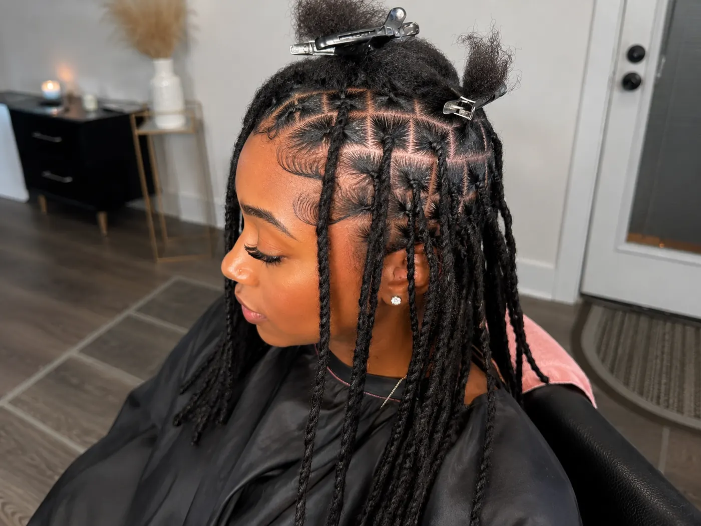 Natural hair loc service at Thirtytw2 in Philadelphia, PA